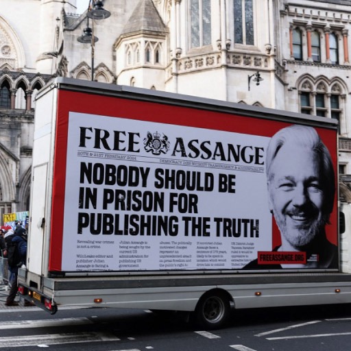 Free Assange: Campaign materials for global advocacy